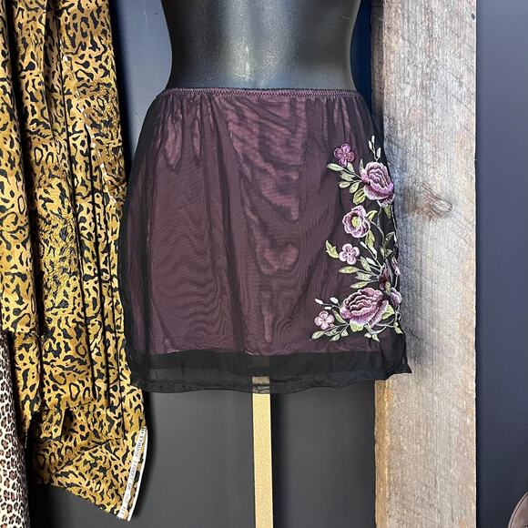 Dolls Kill dELiA*s Reckless Serenade Mini Skirt XS NWT - Picture 2 of 13